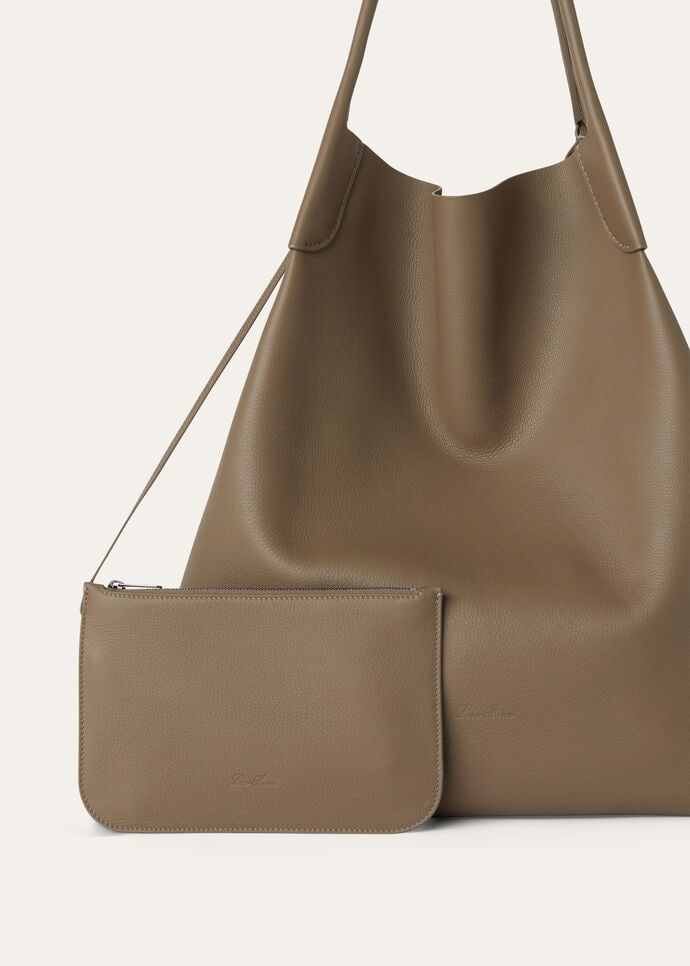 BALE HOBO EXTRA LARGE TENDER CALF_FAO4831_D0QL_NR_8