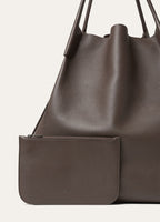 BALE HOBO EXTRA LARGE TENDER CALF_FAO4831_H0Z9_NR_8