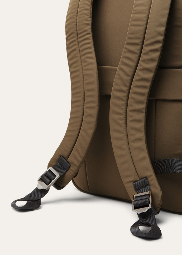 PIONEER BACKPACK MEDIUM 20K/TENDER CALF_FAP5328_B5CZ_NR_6